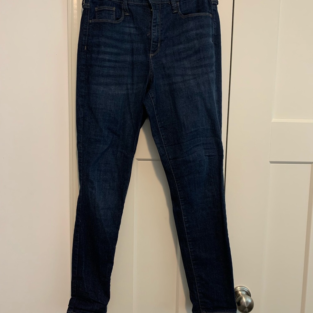 Universal Thread dark blue jeans